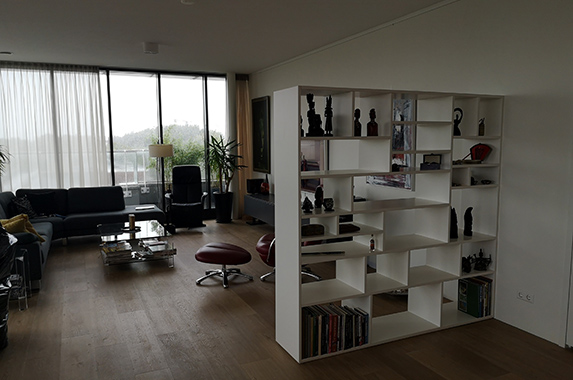 Roomdivider boekenkast uitstalkast design