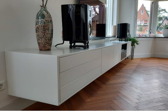 tv kast op maat lang schuifplank laden design