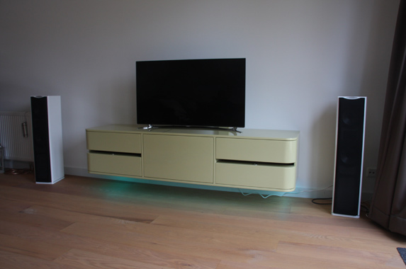 tv audio meubel design groen zwevend
