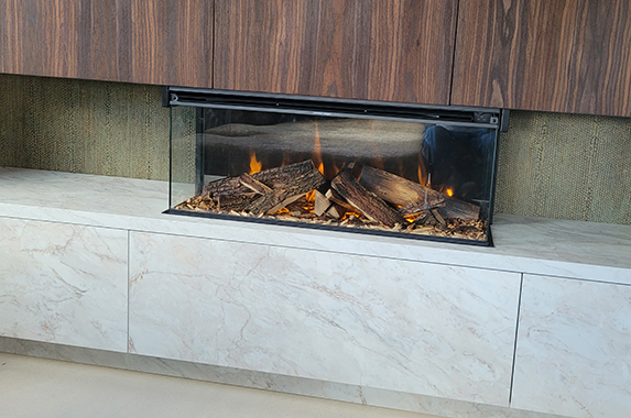 Electrische haard ingebouwd in w and combinatie hpl en houtfineer